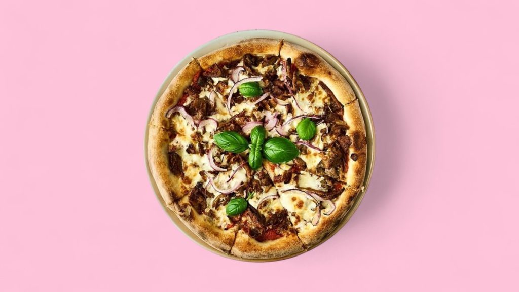 Dönerpizza mit Hähnchenfleisch